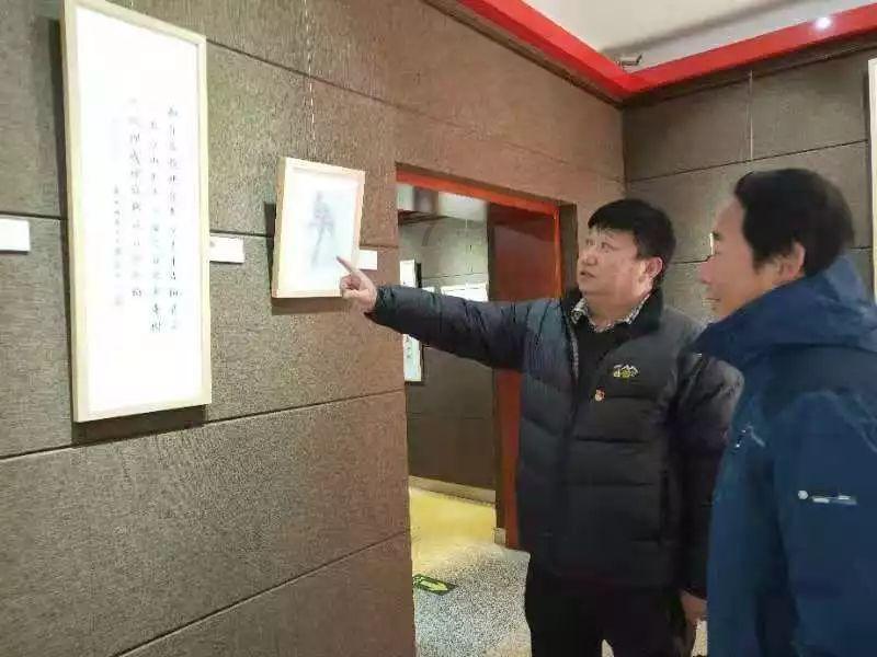 你当真了？中菲磋商刚结束5天，菲律宾飞机就在仁爱礁搞空投！